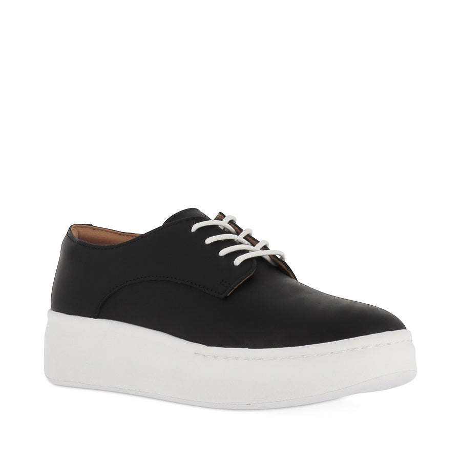 DERBY CITY LACEUP - BLACK LEATHER