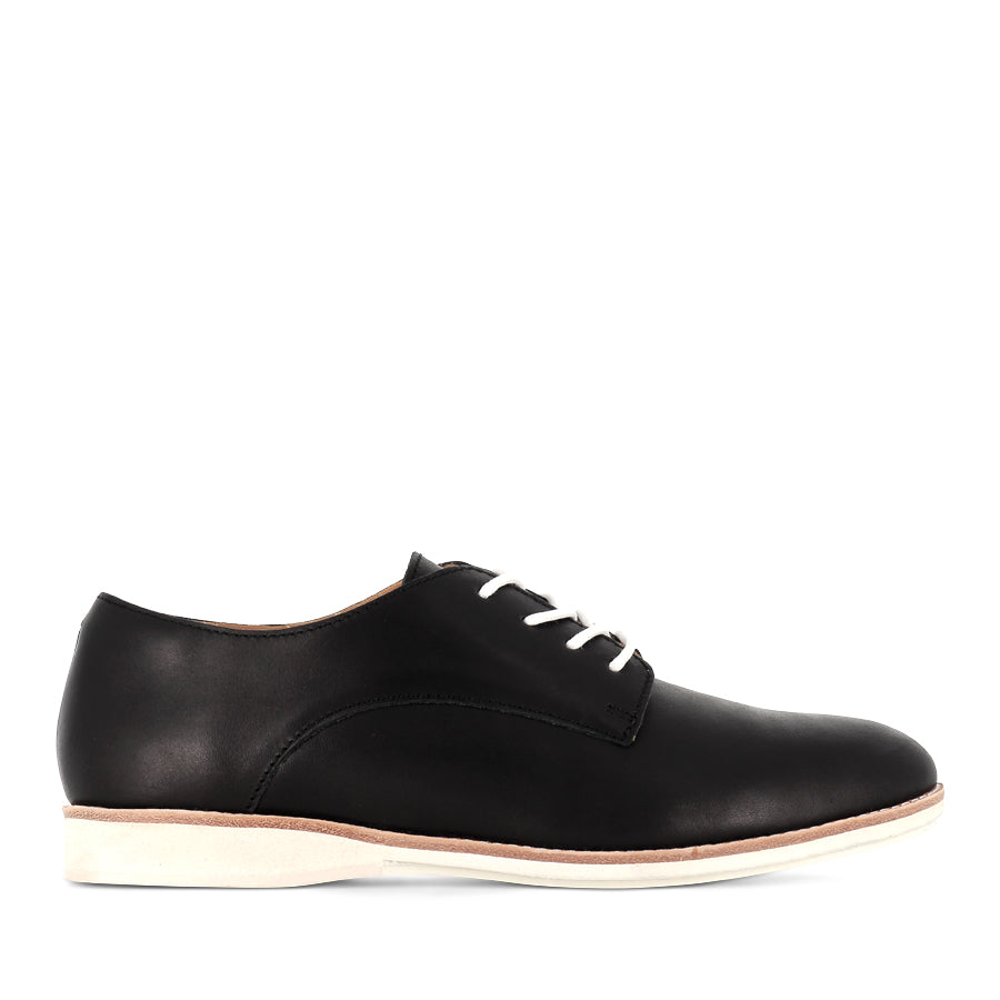 DERBY - BLACK LEATHER