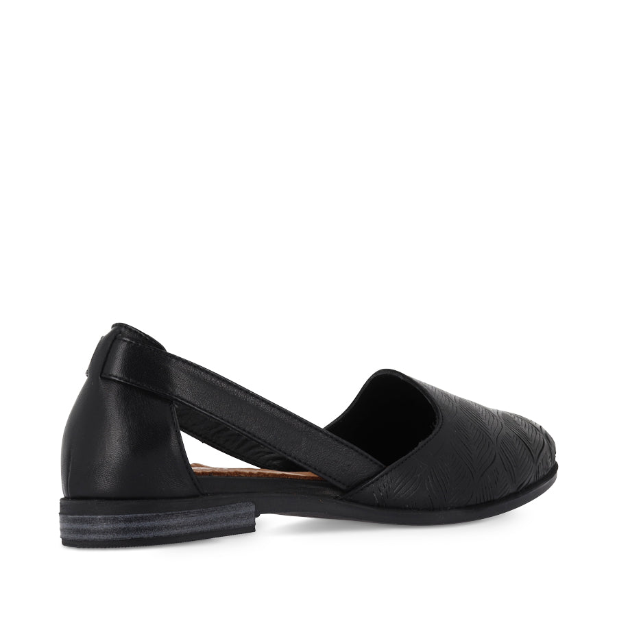 CRESTA - BLACK LEATHER