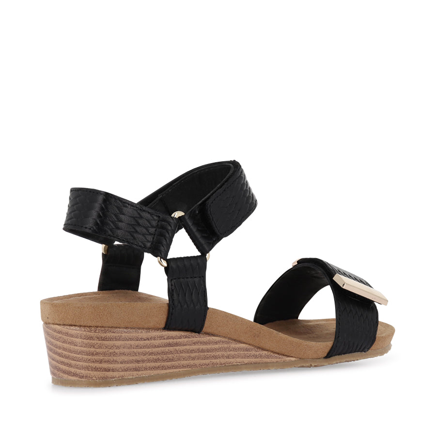 UTICA EMBOSSED - BLACK LEATHER
