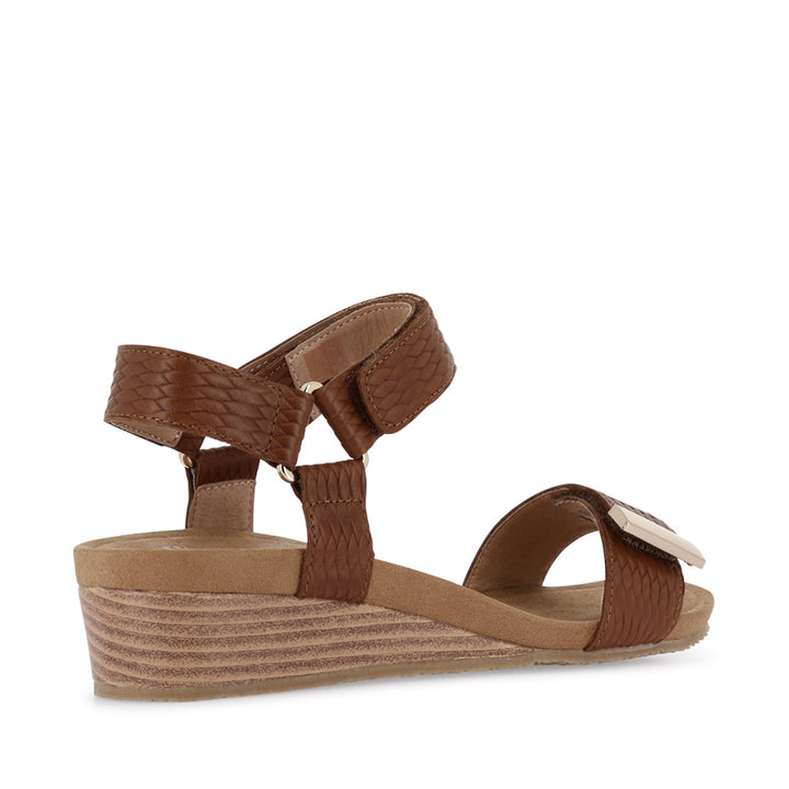 UTICA EMBOSSED - CARAMEL LEATHER