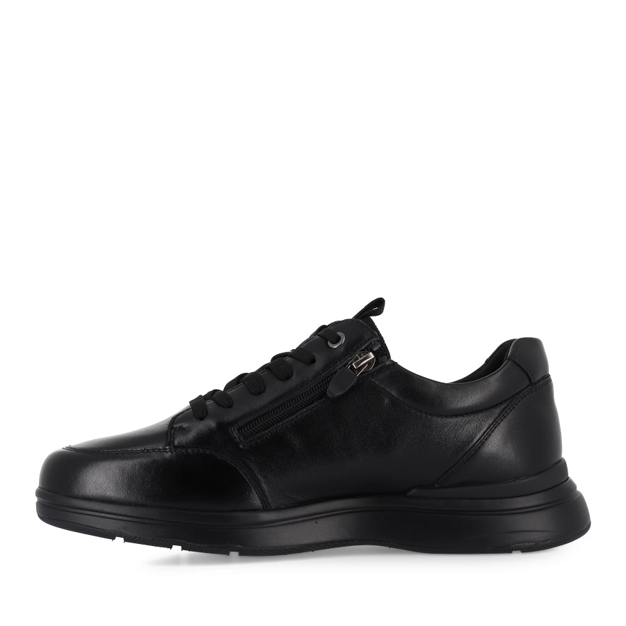COMMUTER II - BLACK LEATHER