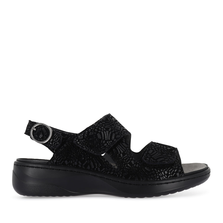 MADDIE - BLACK