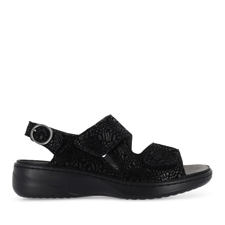 MADDIE - BLACK