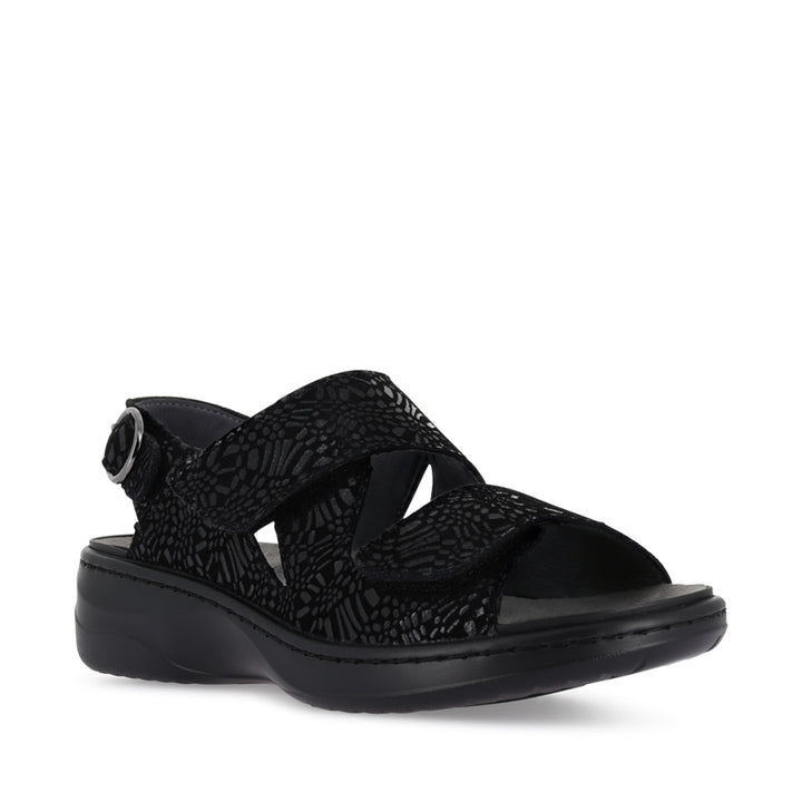 MADDIE - BLACK