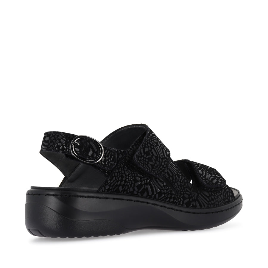 MADDIE - BLACK