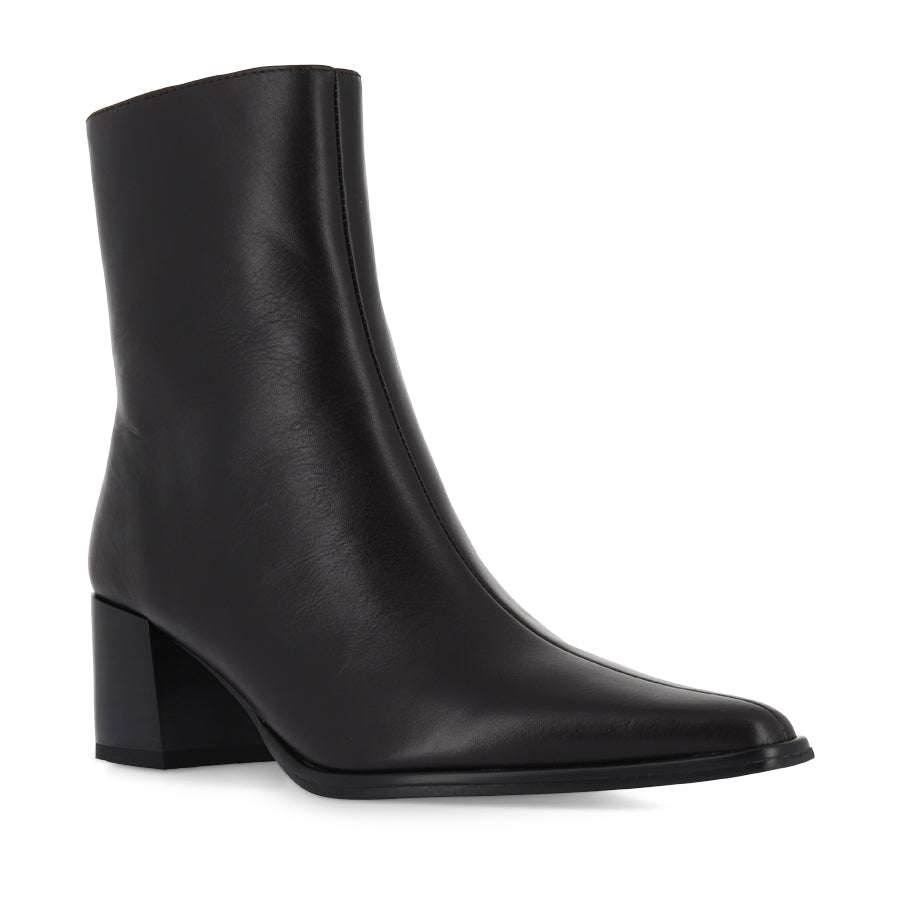 EVA - CHOCOLATE VENICE