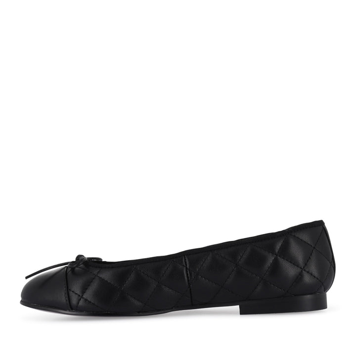 ROXIE - BLACK NAPPA