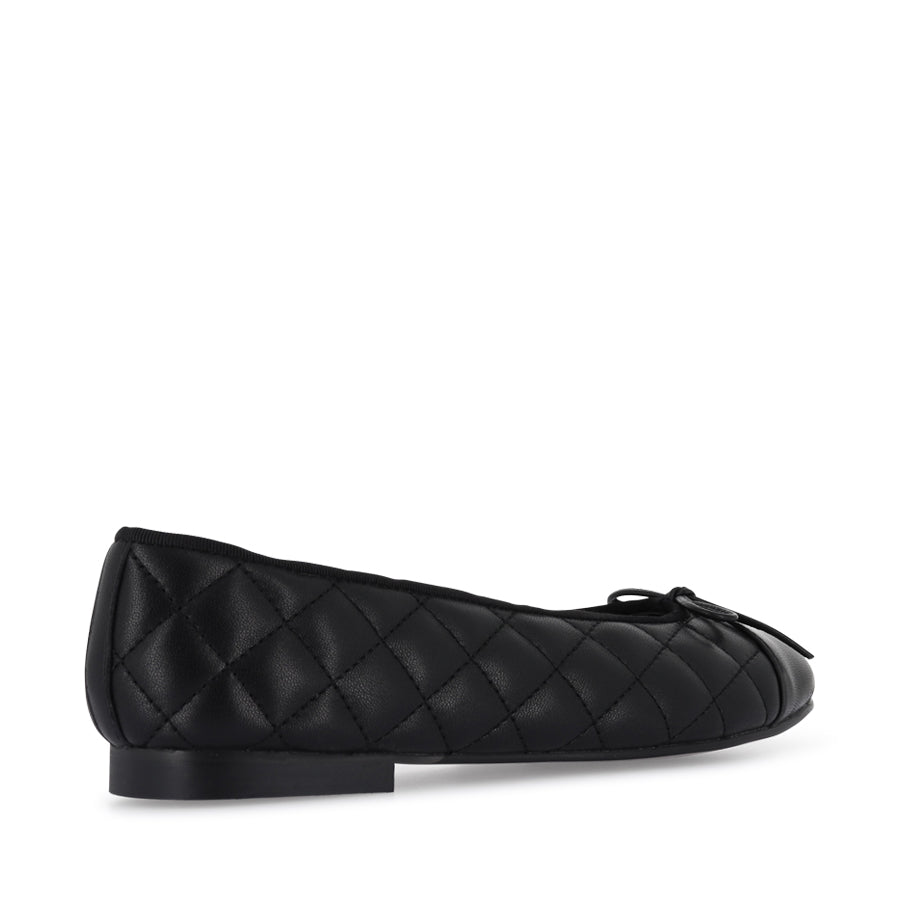 ROXIE - BLACK NAPPA