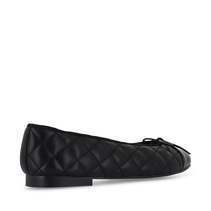 ROXIE - BLACK NAPPA