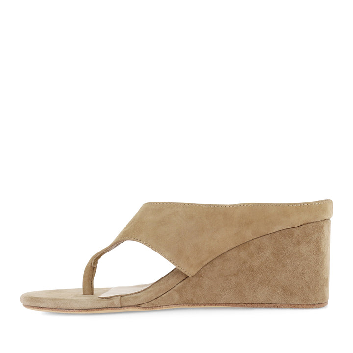 SWIFT - WHEAT SUEDE