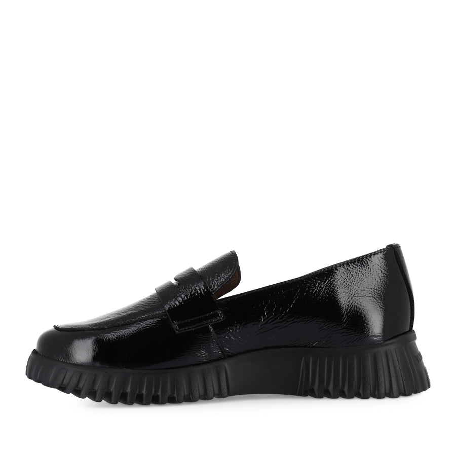 ALLY A-4402 - BLACK PATENT LEATHER
