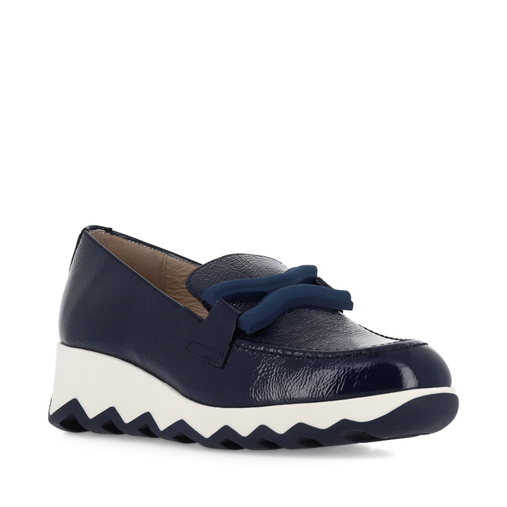 CAMILA C-7620 - BLUE PATENT LEATHER