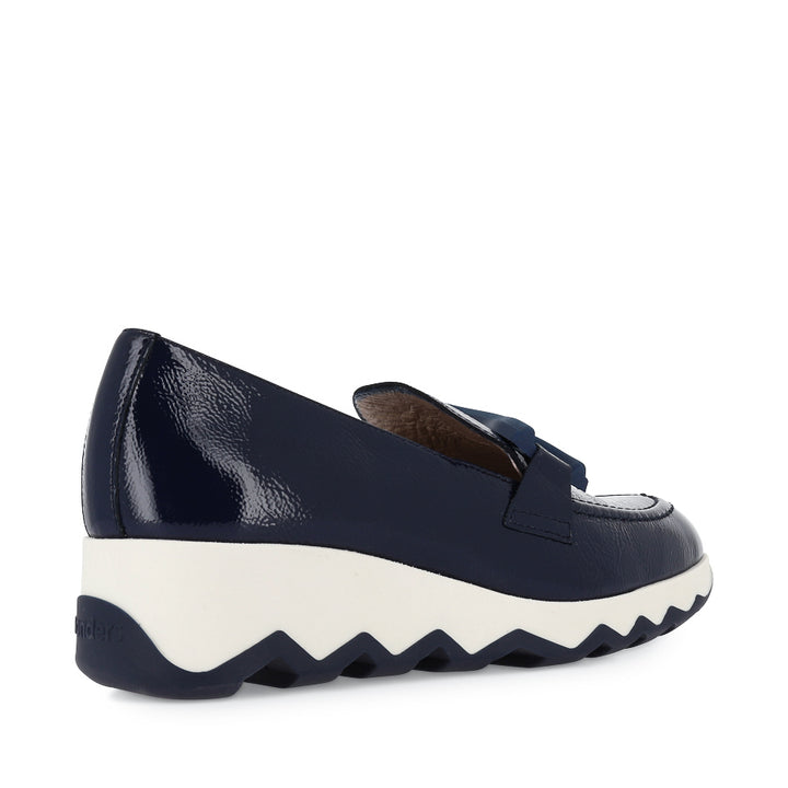 CAMILA C-7620 - BLUE PATENT LEATHER