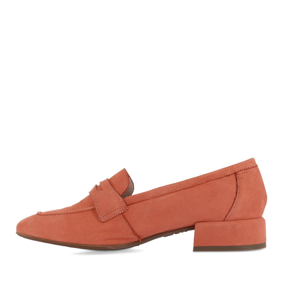 CLARA C-5040 - CORAL NUBUCK
