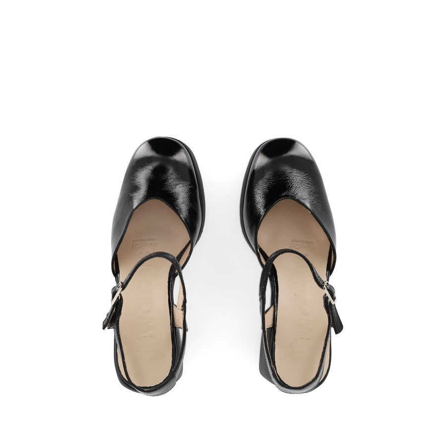 HATTIE H-4951 - BLACK PATENT LEATHER
