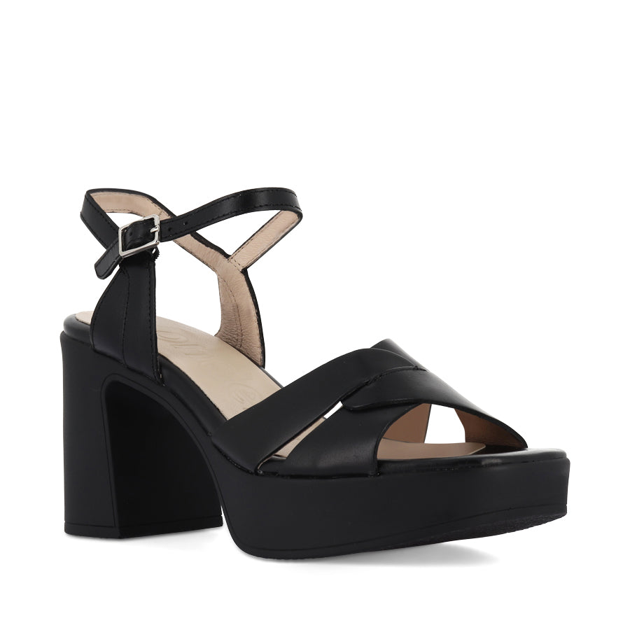 LETTIE L-1420 - BLACK LEATHER BLACK SOLE