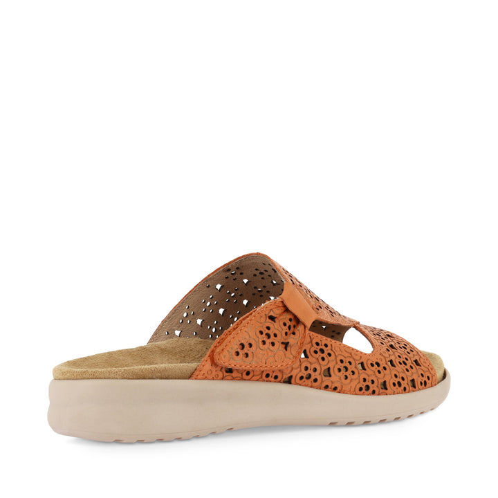 BINTY XW - ORANGE ALMOND LEATHER