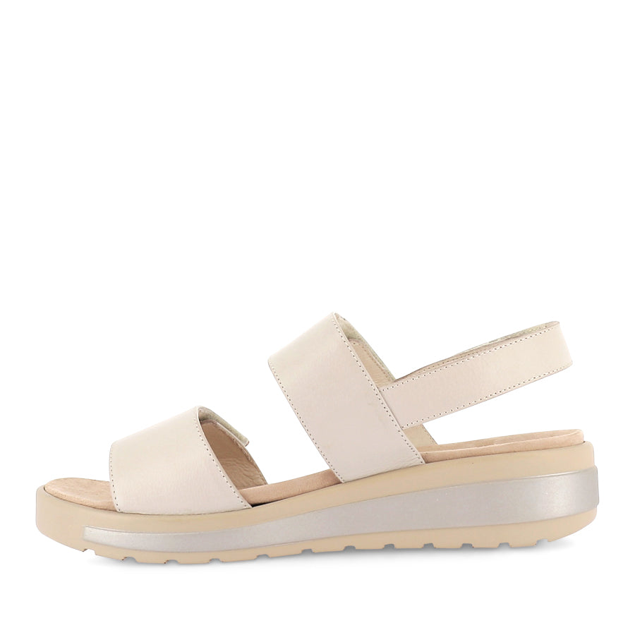 GARLIN W - ALMOND-PALE GOLD LEATHER