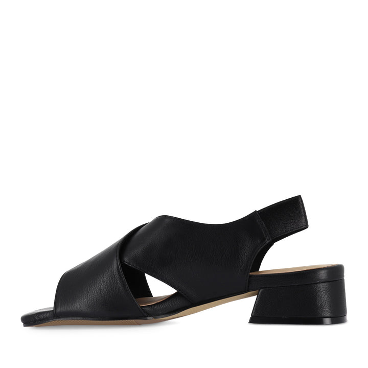 MELULA W - BLACK LEATHER