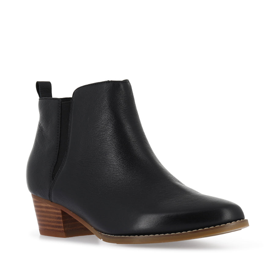 VIMAR XF - BLACK LEATHER