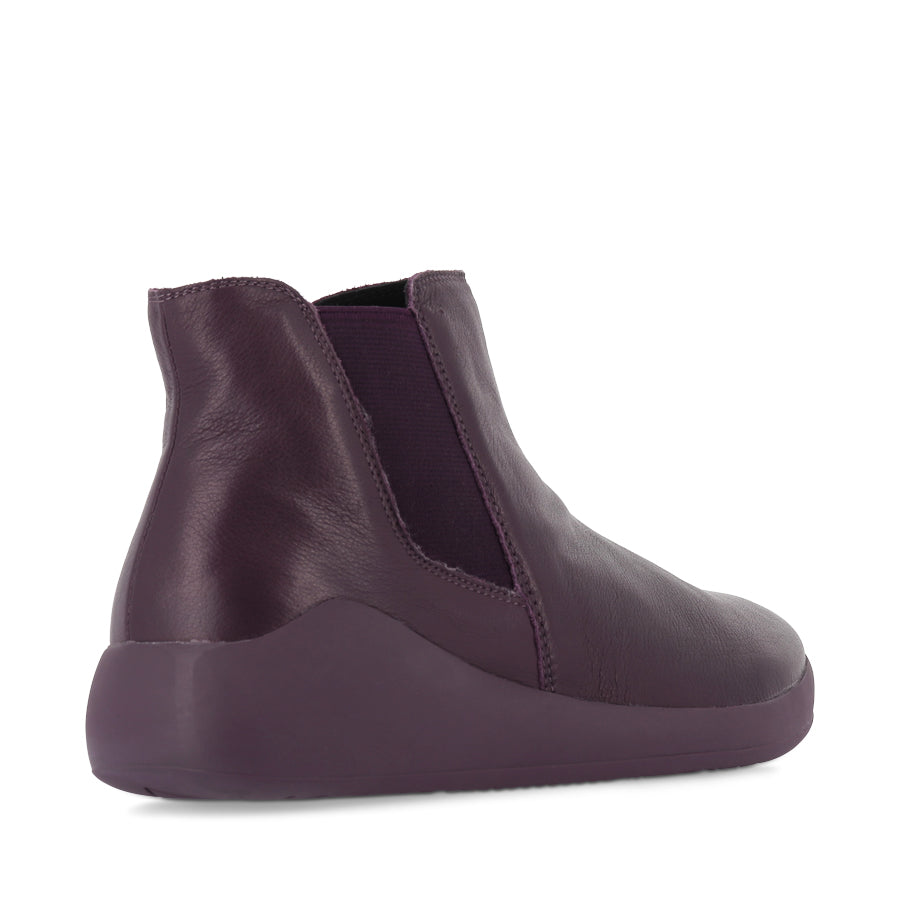 YUMBA XF - AUBERGINE LEATHER