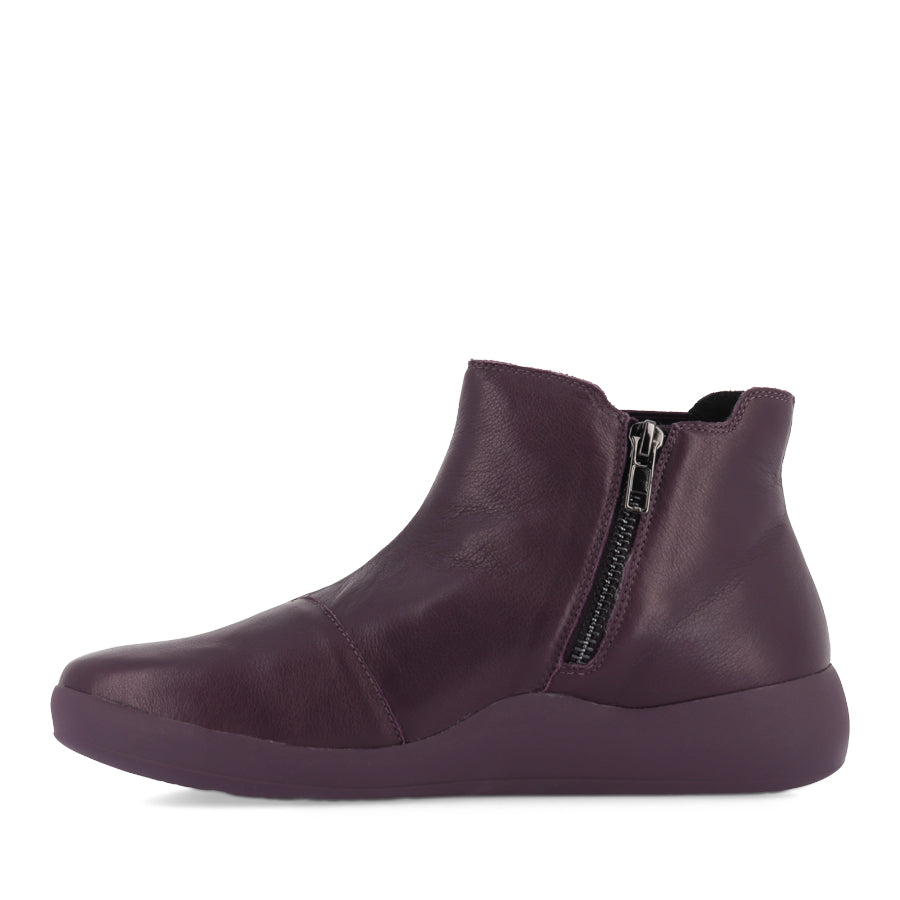 YUMBA XF - AUBERGINE LEATHER