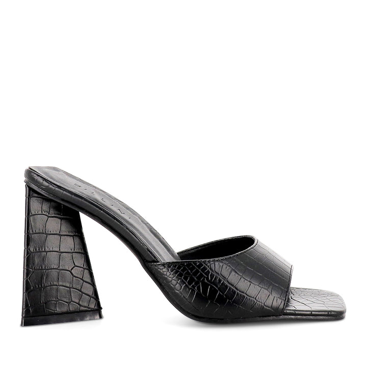 QUINN - BLACK CROC