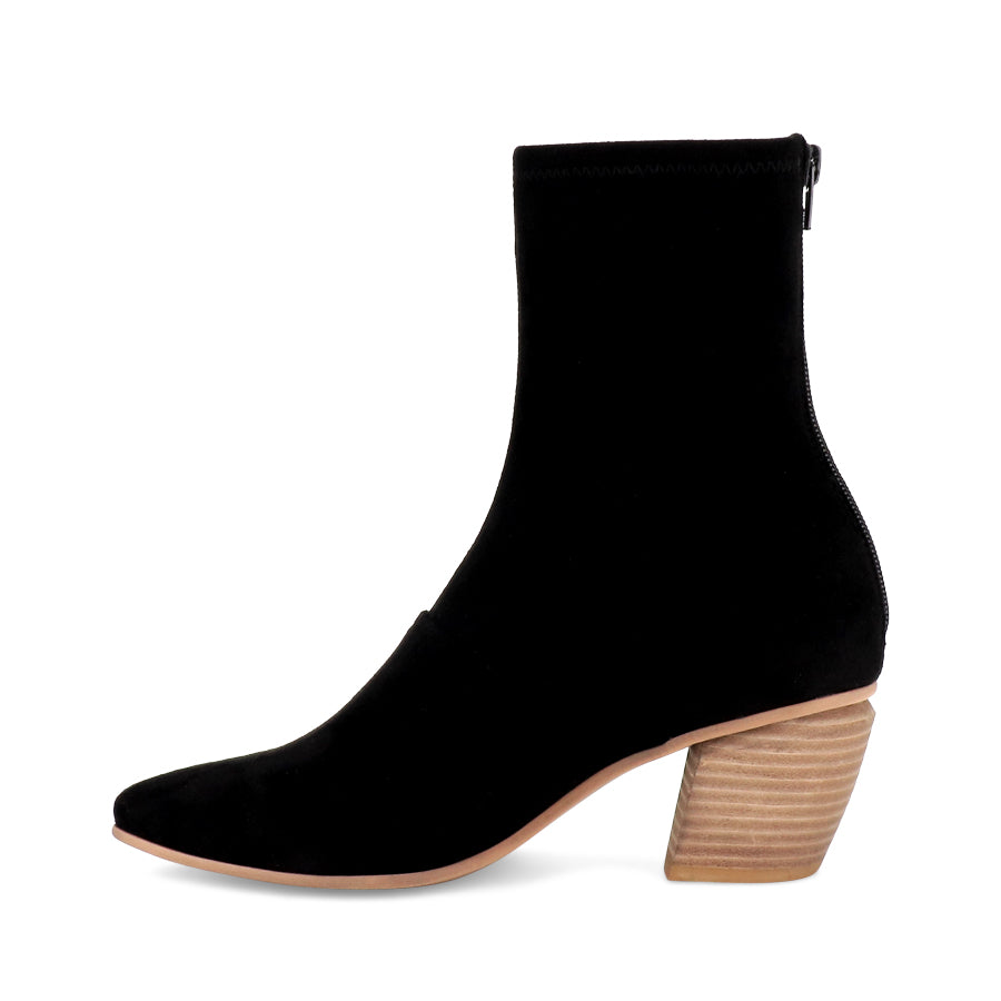 JAEDA - BLACK STRETCH MICROSUEDE