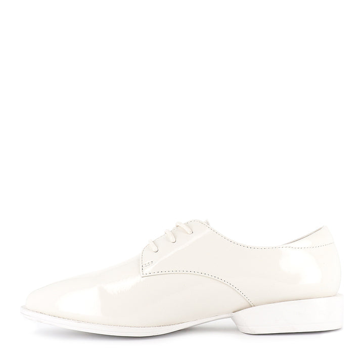 BARRICK - WHITE PATENT LEATHER