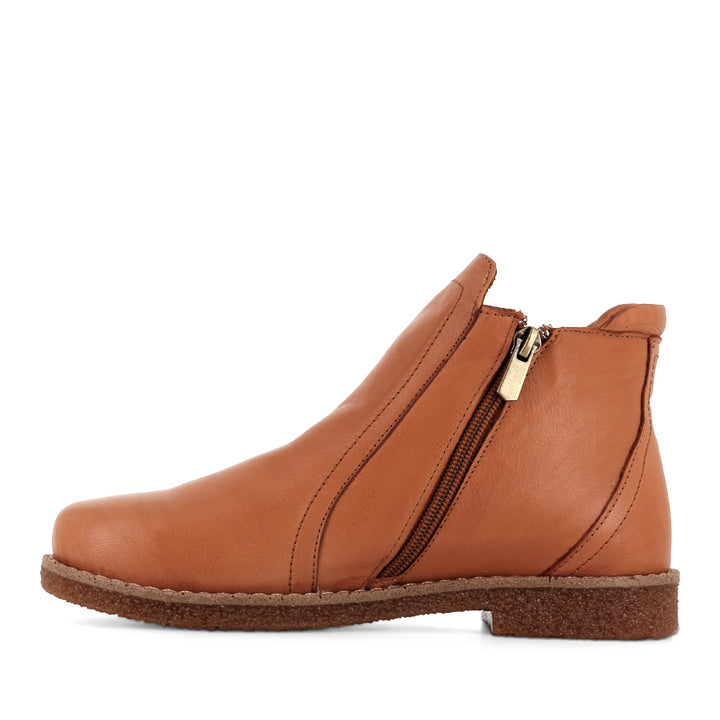 TALLOW - COGNAC LEATHER