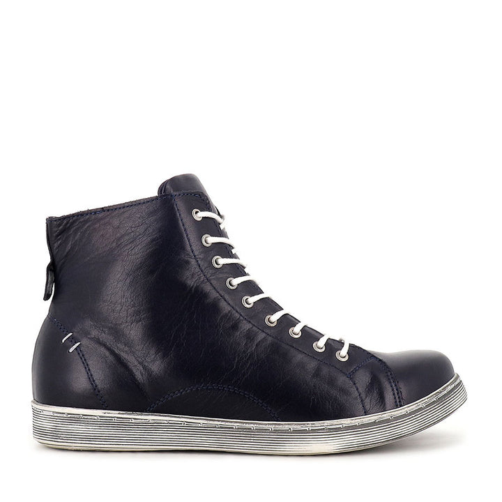 TYPO - NAVY LEATHER