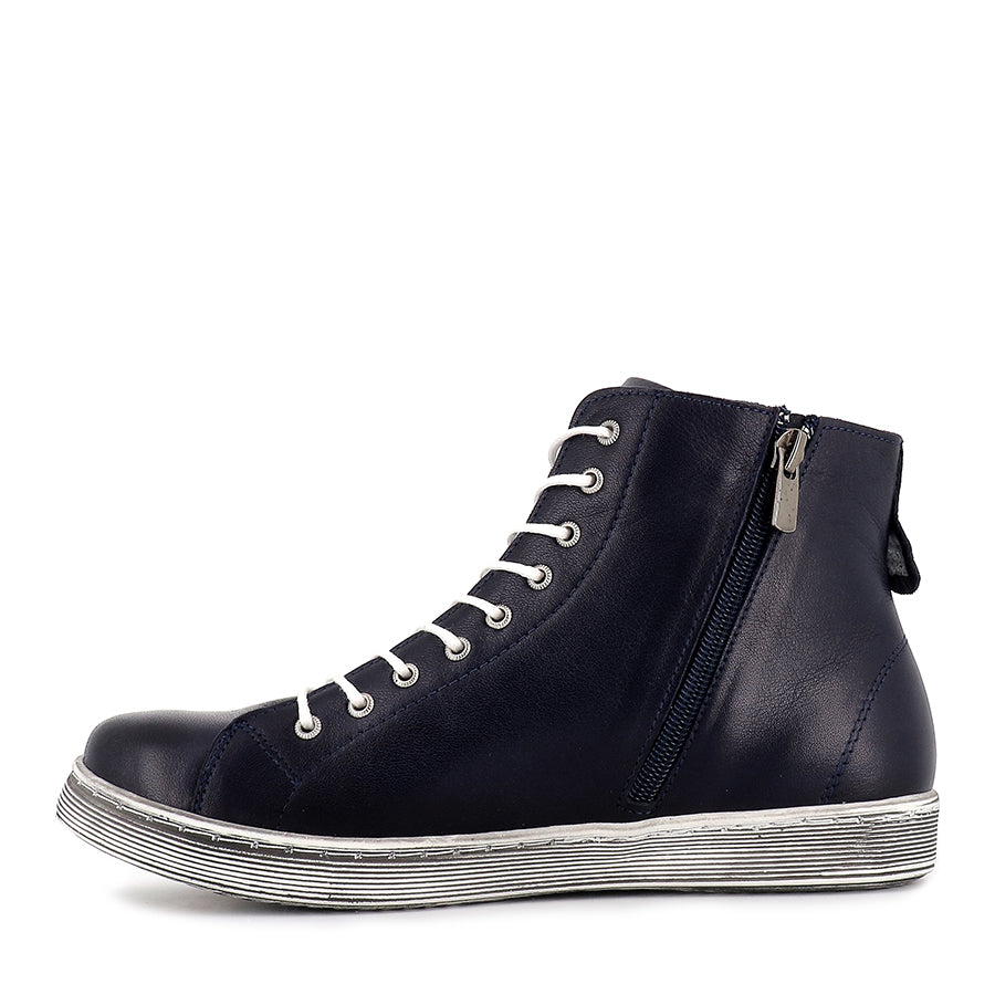 TYPO - NAVY LEATHER