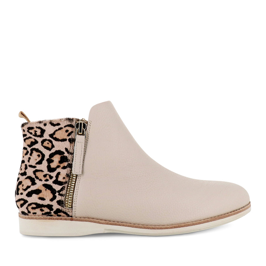 SIDEZIP BOOT - BONE LEATHER/NEUTRAL LEOPARD PONY