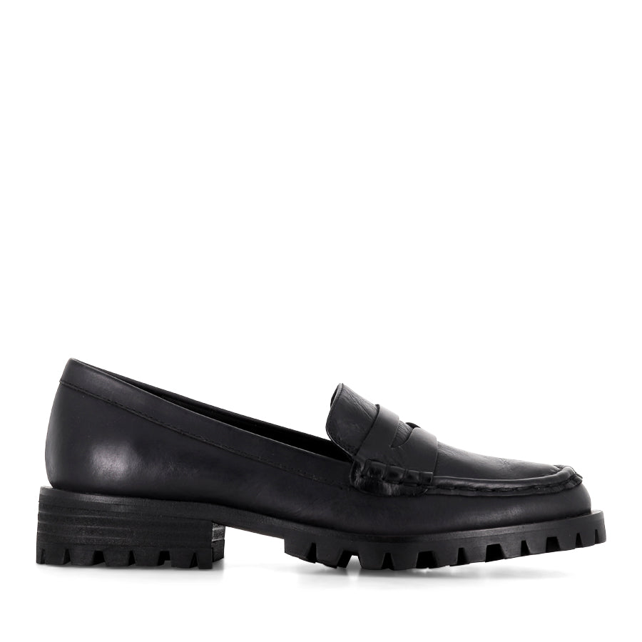 MORELAND - BLACK BLACK LEATHER – Evans Shoes