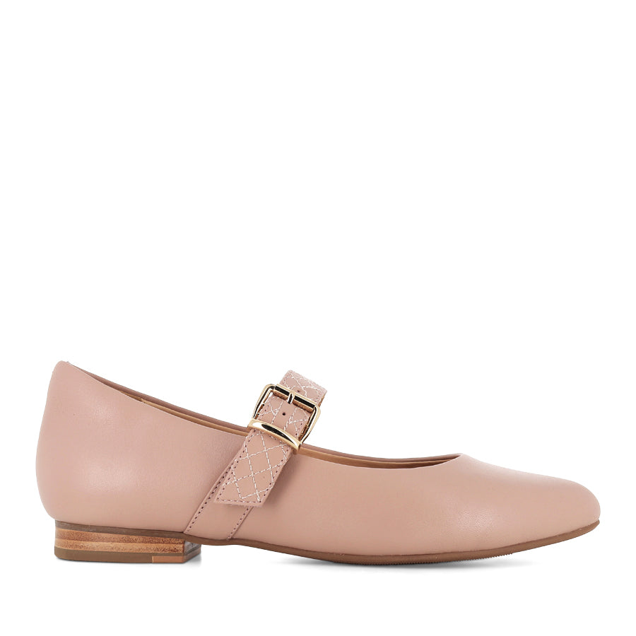 LOJAS XW - BLUSH LEATHER – Evans Shoes