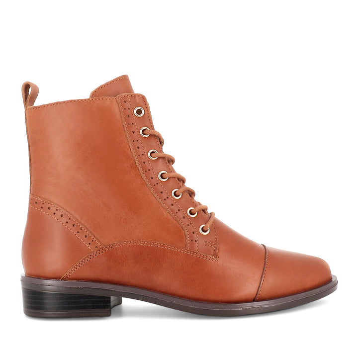 STORM XF - COGNAC LEATHER